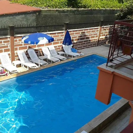 Kartal Hotel *